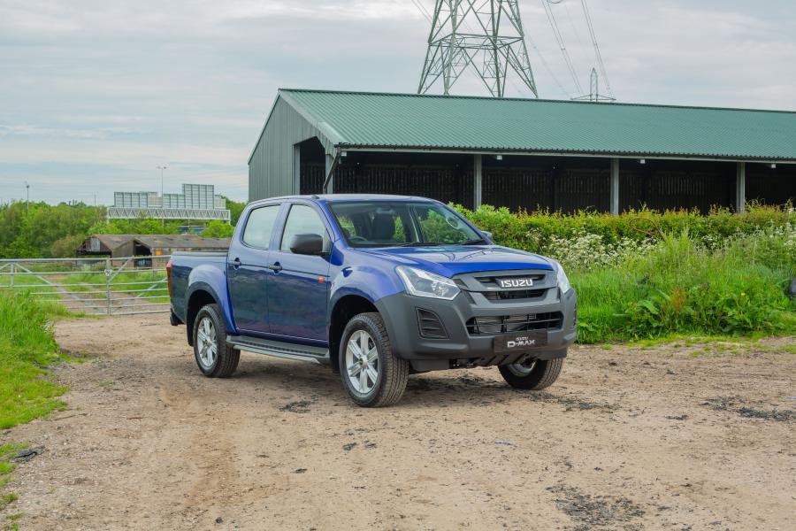  Isuzu D-Max Workman+ Double Cab 2019 года  (UK) (фото 1 из 11)